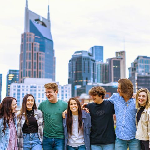 Students in front of Nashville Skyline