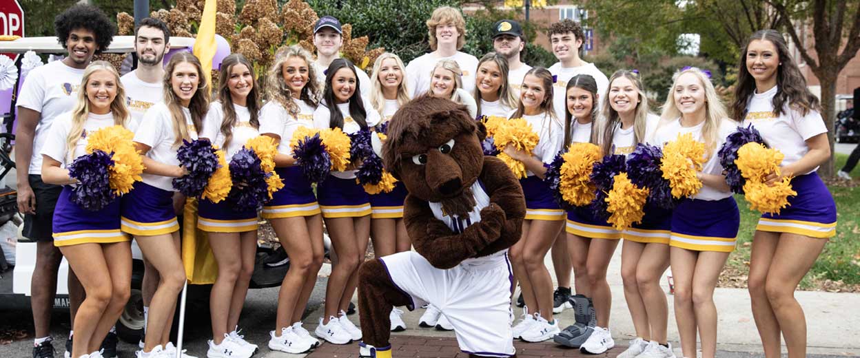 Lou and the Lipscomb Cheerleaders