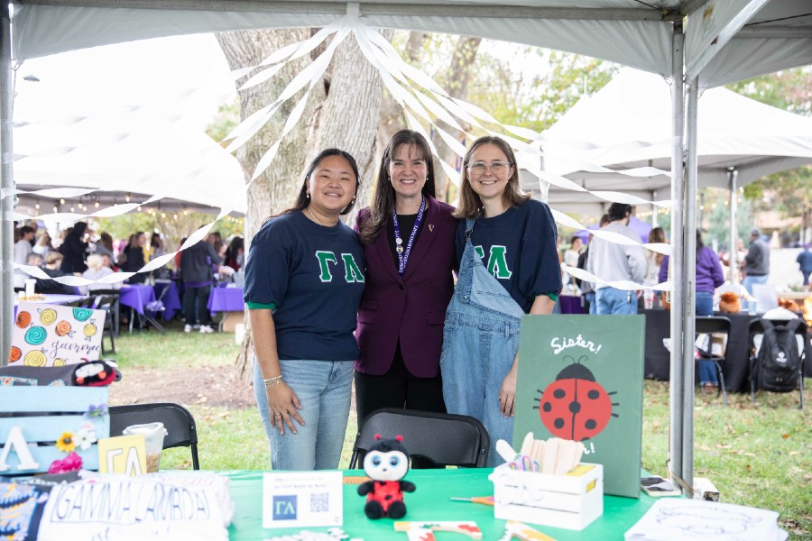 Members of Gamma Lambda with Lipsomb president Candice McQueen