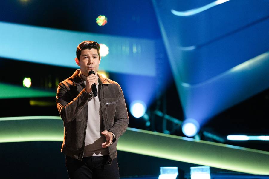 Carlos Santiago during his blind audition on The Voice on Feb. 3. 