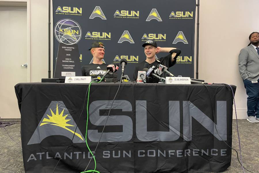 Will Pruitt and Joe Anderson at post-game press conference. 