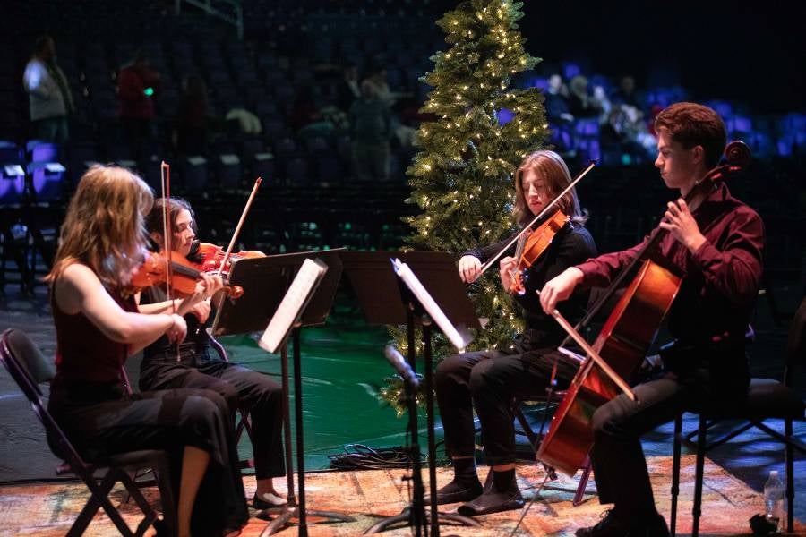 School of Music students shared their talents before the concert. 