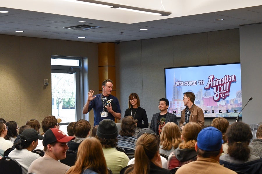 Lipscomb animation faculty member Mike Nawrocki leads a session. 
