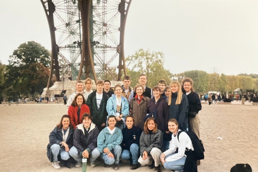 members of the the first Vienna cohort in 1996  with Lipscomb President Harold Hazelip in Vienna. 