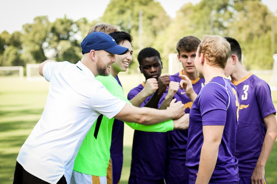 Ryan Bouch with players