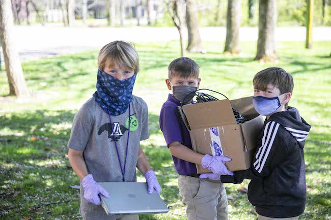 Lipscomb Academy Lower School Students Collect Recyclables