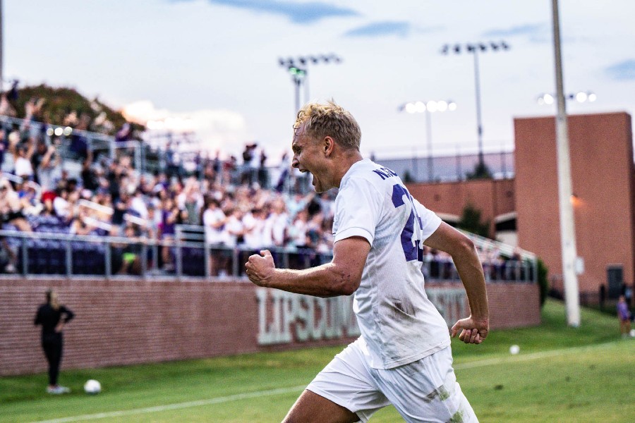 Lipscomb men's soccer player