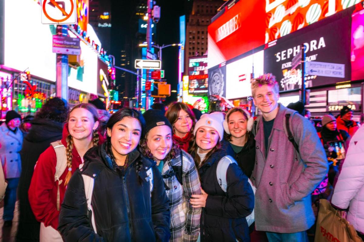 Lipscomb students pose for a group photo in Times Square