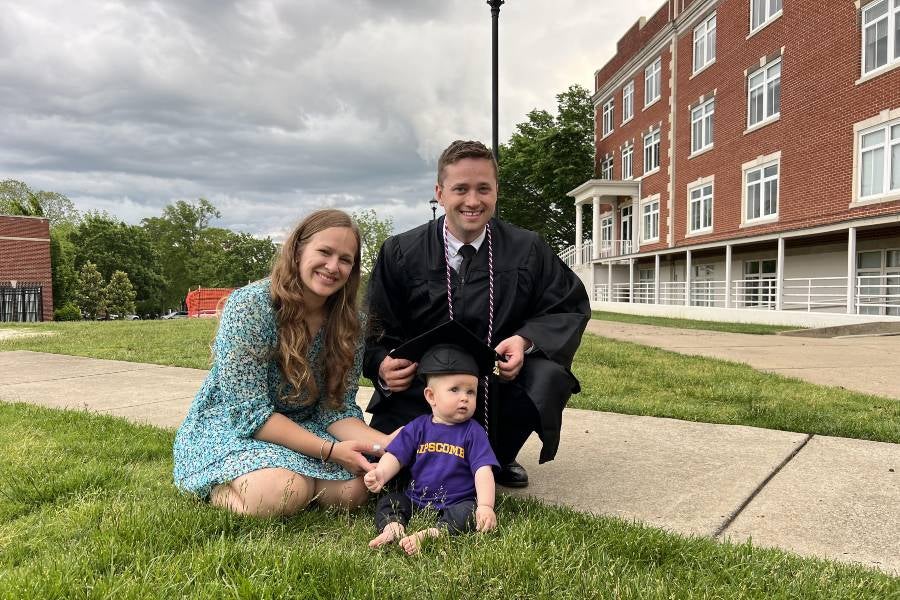 Graduation Spotlight: MBA studies prepare veteran Isaac Elkins for commission as intelligence officer