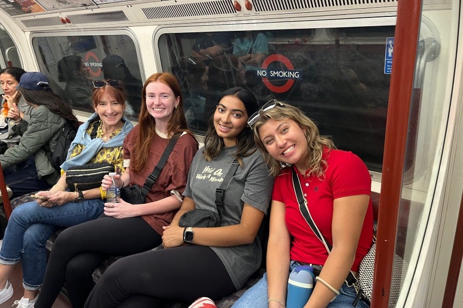 Lipscomb student interns on the London subway