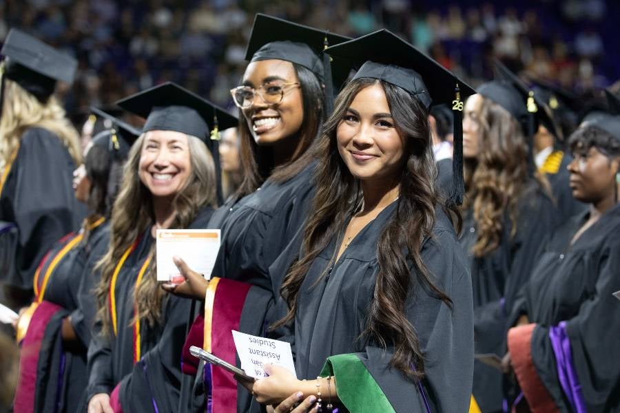 Lipscomb University celebrates one of largest graduating classes in school history with over 1,000 May graduates