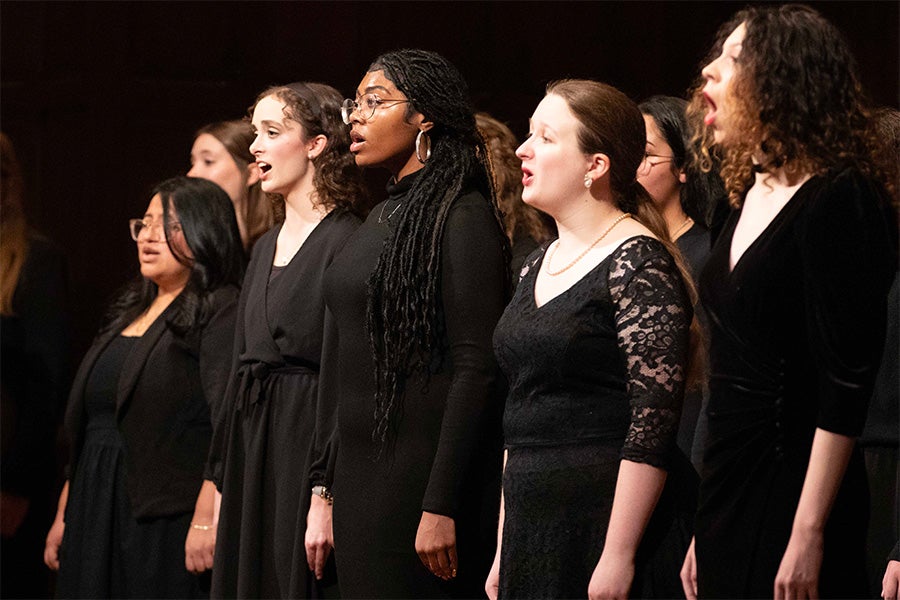 Lipscomb choir singers