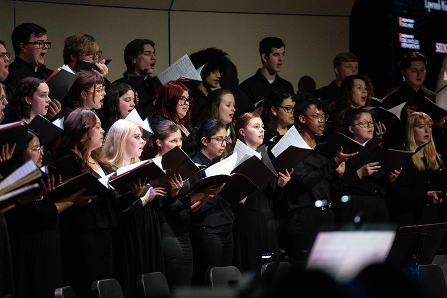 Lipscomb choral students performing 