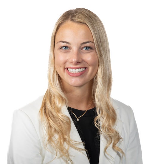 Ellen Campos headshot