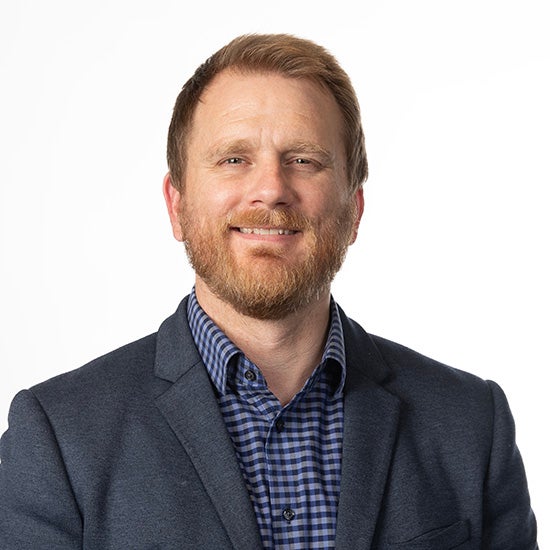 Chris Nakielski headshot