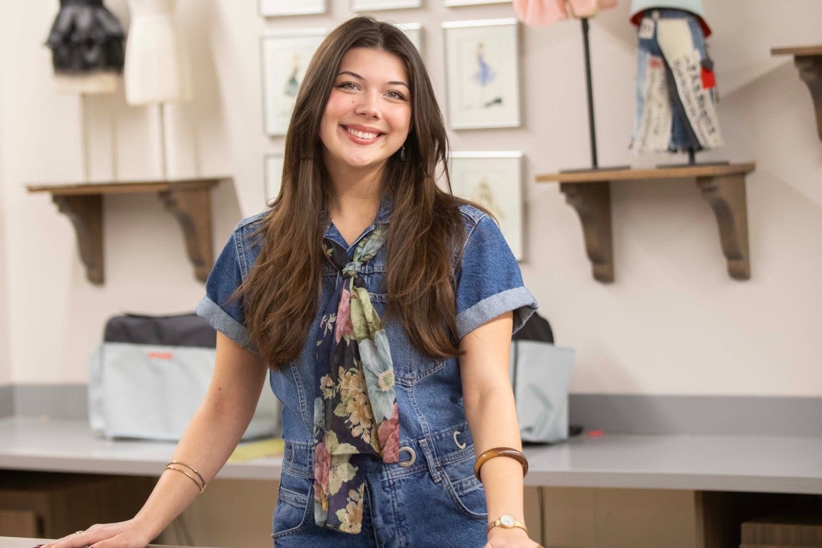 Joellie Anderson in Lipscomb's fashion design lab