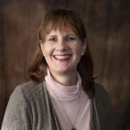 Tina Cozby headshot