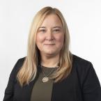 Laurie Kubicek headshot