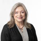 Leslie Corbo headshot