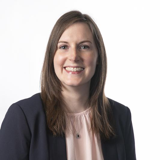 Kayce Gill headshot