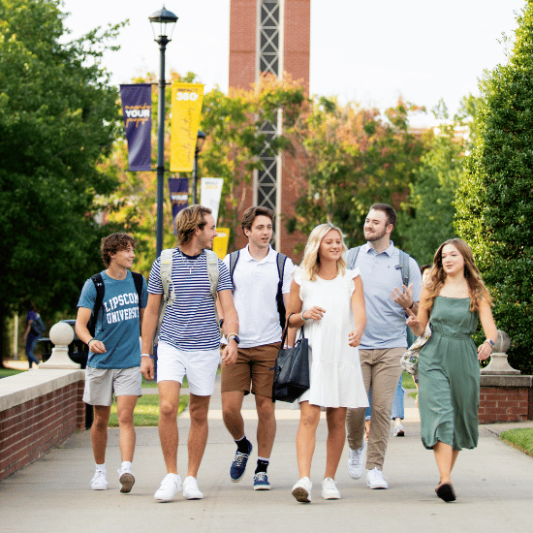 Lipscomb students walking on campus