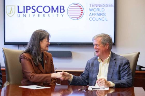 Lipscomb President Candice McQueen and former Nashville Mayor Karl Dean, TNWAC board chair, at the signing ceremony on Oct. 15. 