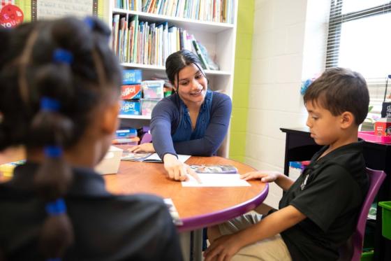 Karla Zapata teaching students during one of her teacher internships
